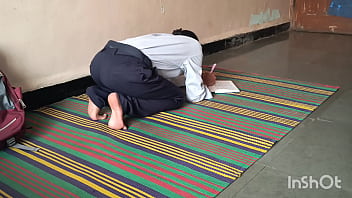 Gadis Perawan Kuliah Digituin Sama Guru Les Pribadi.