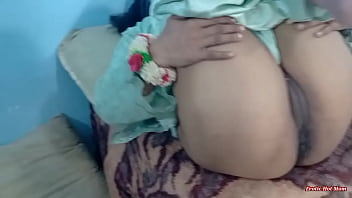 Gadis India Berhijab Digencet Hingga Meraung Nikmat