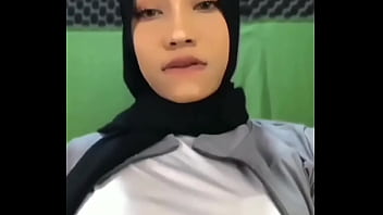Gairah Malam Ayu Salim Yang Menggoda