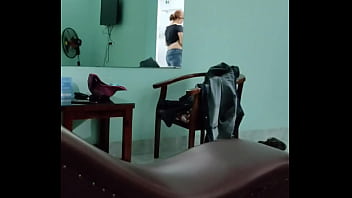 Pertemuan Panas Orang Tua Murid Usai Rapat Yang Menggoda