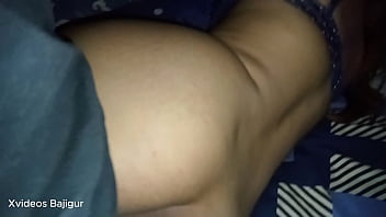 Kuli Bangunan Ganteng Pamer Kontol Besar, Ajak Ngentot Padahal Bajunya Masih Kotor Bekas Kerja