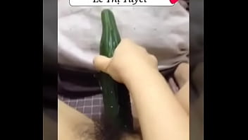 Le Thi Tuyet, Wanita Vietnam Yang Menggairahkan