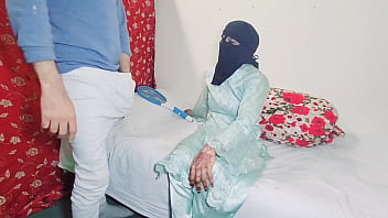 Anal Keras Gaya Doggy Dengan Pacar India Montok, Ngentot Pantat Besarnya Pakai Kontol Gede Sambil Ngomong Kotor Pake Bahasa Hindi