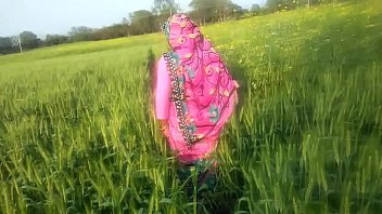 Desi Bhabhi Mesum Di Hutan Desa, Adegan Panas Berbahasa Hindi
