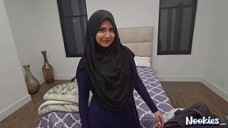 Ngentot Maribel Berhijab Di Kasur (pov)