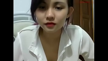 Gadis Vietnam Berambut Hitam Legam – Kisah Panas Part 1