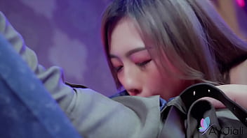 Gadis Seksi Tiongkok Lin Siyu Sedang Menghisap Kontol Dan Ditusuk Dengan Keras.