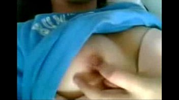 Jilat Jari Sendiri Sampai Basah Kuyup